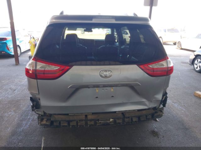 5TDYK3DC9FS611086 Toyota Sienna Xle 8 Passenger