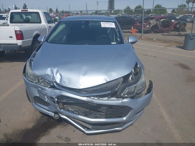 1G1BC5SM6H7149439 Chevrolet Cruze Ls Auto