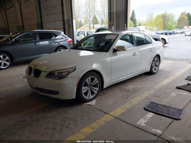 2010 BMW 528I WBANU5C5XAC127351 Photo 1