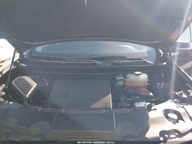 1GNERGKW5KJ118040 Chevrolet Traverse 1lt