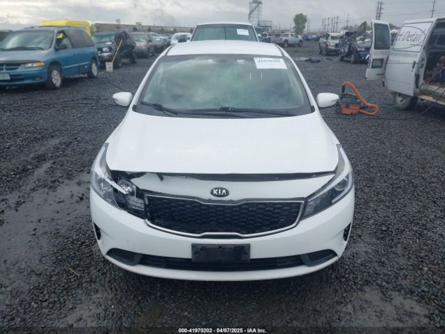 KNAFK5A86J5773353 KIA FORTE LX
