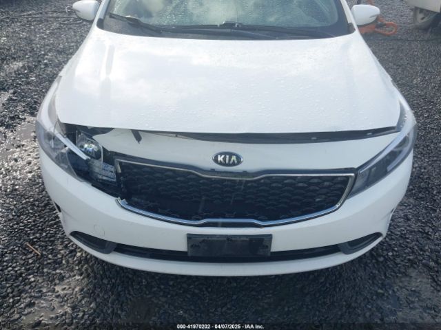 KNAFK5A86J5773353 KIA FORTE LX