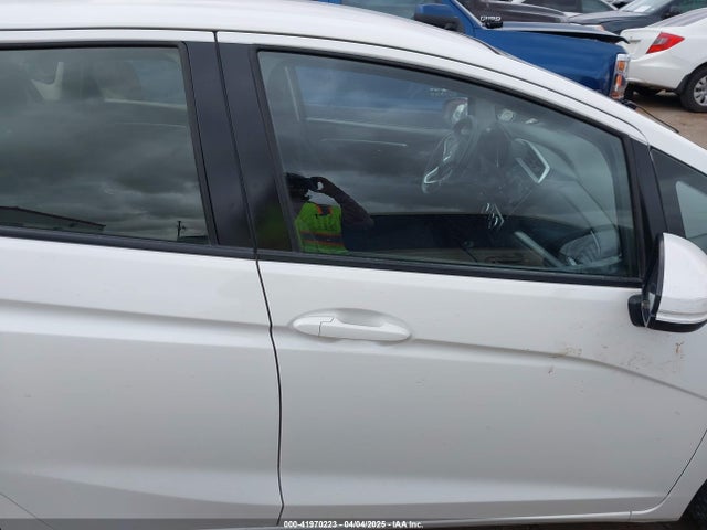JHMGK5H59GX039255 Honda FIT LX