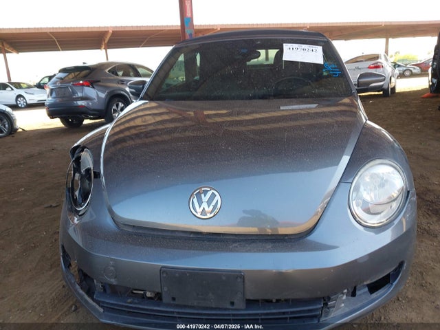 3VW507ATXGM804320 Volkswagen Beetle 1.8t S