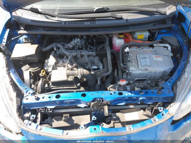 JTDKDTB32G1126614 Toyota Prius C Three