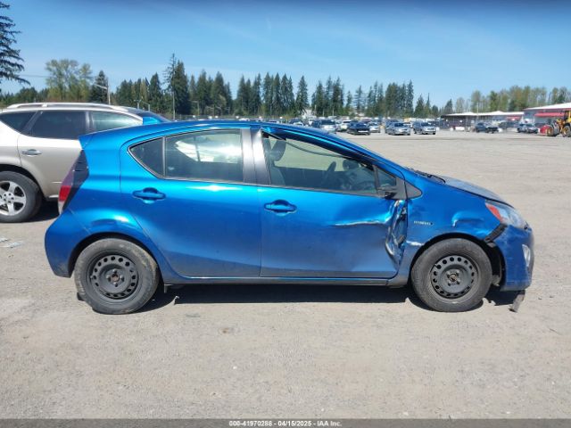JTDKDTB32G1126614 Toyota Prius C Three