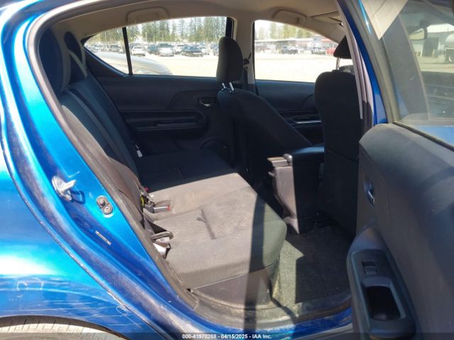 JTDKDTB32G1126614 Toyota Prius C Three