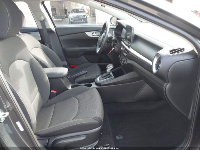 3KPF24AD7RE771296 KIA Forte Lxs
