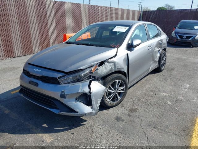 3KPF24AD1PE621214 KIA Forte Lxs