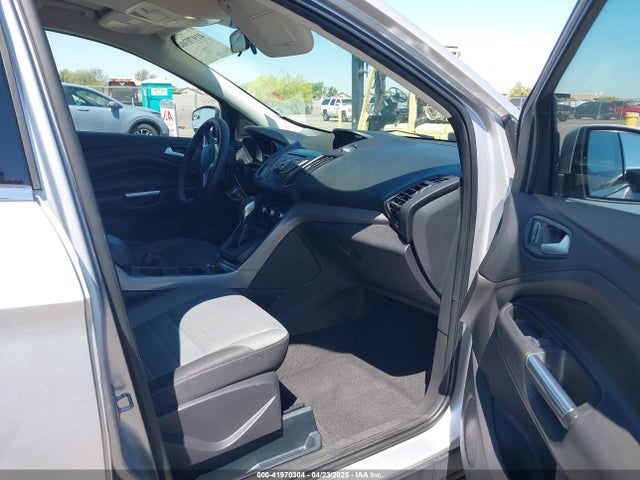 1FMCU9GX8GUC48620 Ford ESCAPE SE