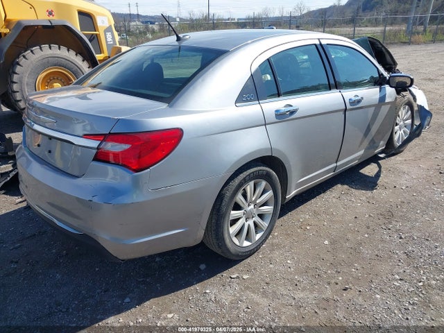1C3CCBCG7EN120028 Chrysler 200 Limited