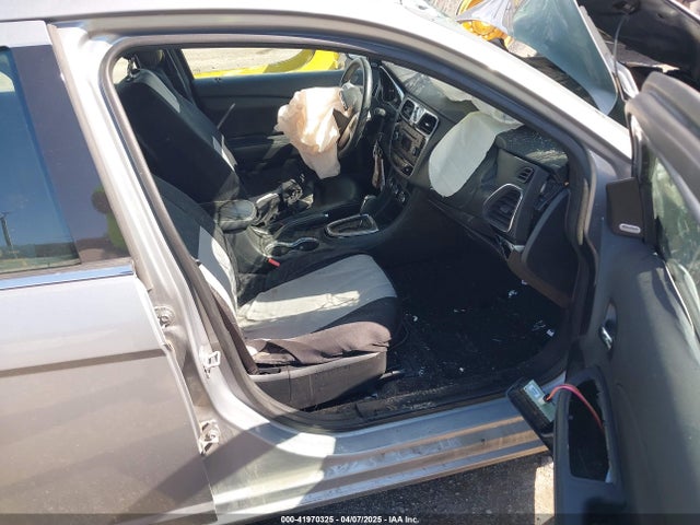 1C3CCBCG7EN120028 Chrysler 200 Limited