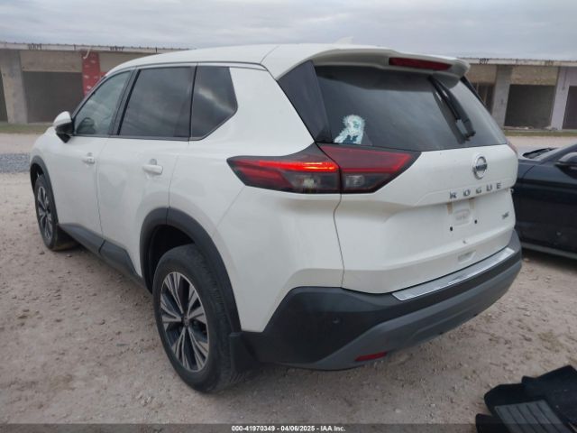 5N1AT3BA2MC833169 Nissan Rogue Sv Fwd