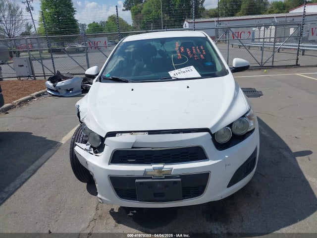 1G1JC5SH0E4232070 Chevrolet Sonic Lt Auto