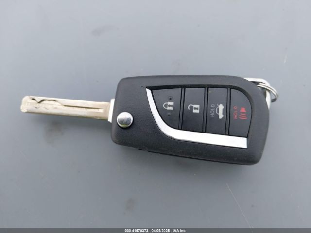 4T1C11BK3NU056931 Toyota Camry Le Awd