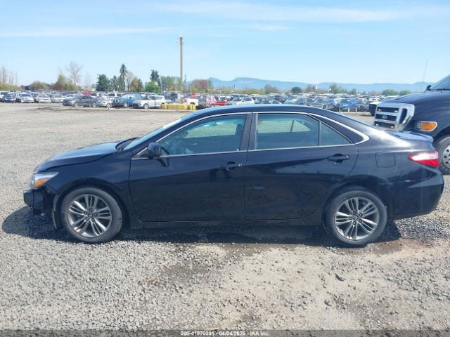 4T1BF1FKXHU268236 Toyota CAMRY SE
