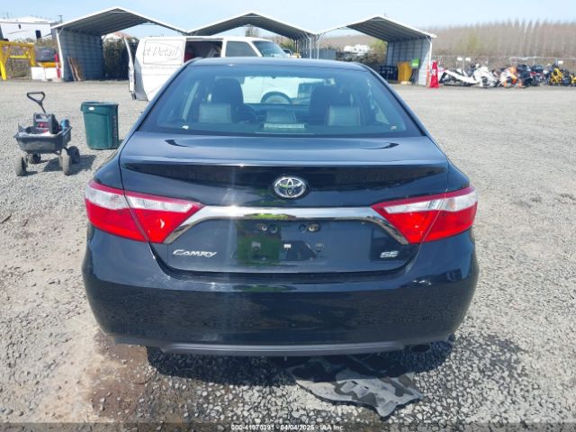 4T1BF1FKXHU268236 Toyota CAMRY SE
