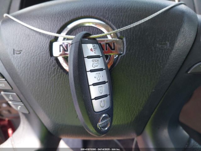 5N1DR2MN4JC665214 Nissan Pathfinder Sl