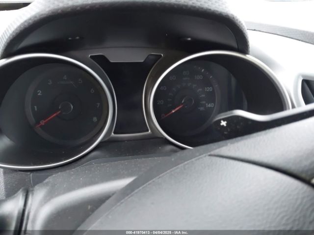 KMHTC6AD3EU211309 Hyundai Veloster Base W/black