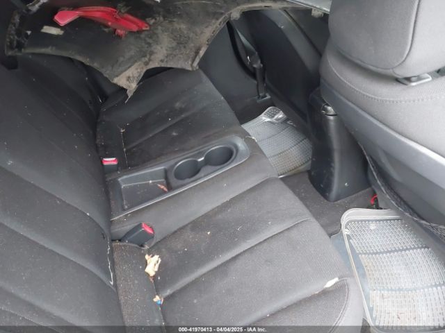 KMHTC6AD3EU211309 Hyundai Veloster Base W/black