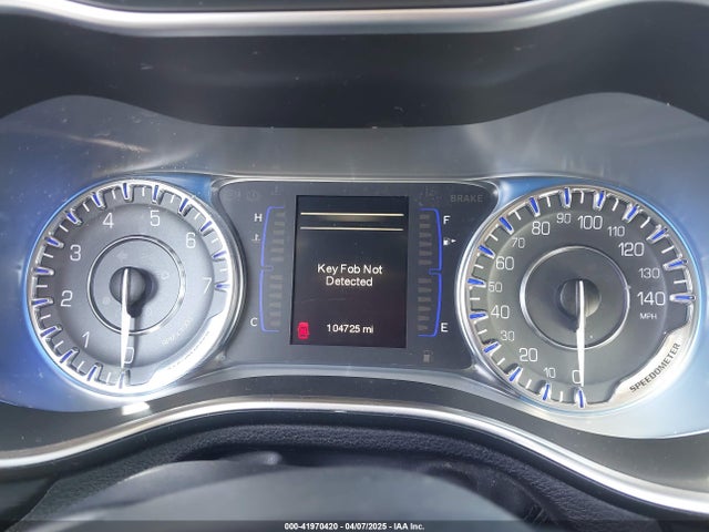 1C3CCCFB3FN626270 Chrysler 2015