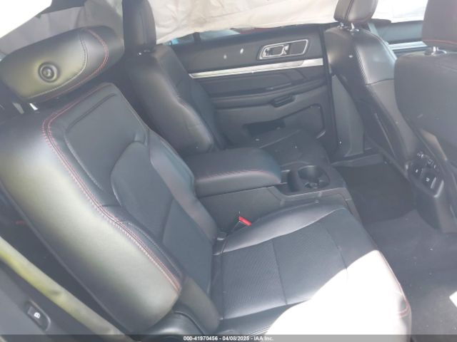 1FM5K8GT6KGA76813 Ford EXPLORER SPORT