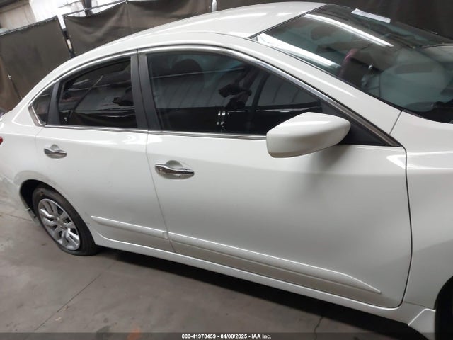 1N4AL3AP8HC244858 Nissan Altima 2.5 S