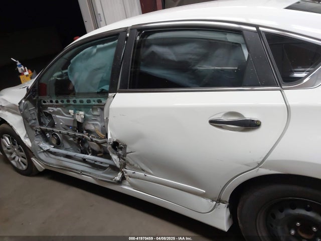 1N4AL3AP8HC244858 Nissan Altima 2.5 S