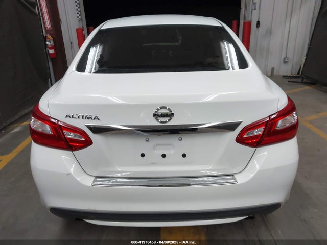 1N4AL3AP8HC244858 Nissan Altima 2.5 S