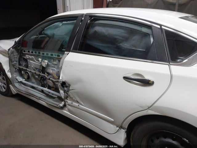 1N4AL3AP8HC244858 Nissan Altima 2.5 S
