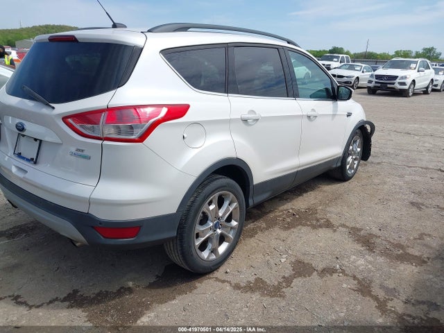 1FMCU0GX8EUA44957 Ford ESCAPE SE