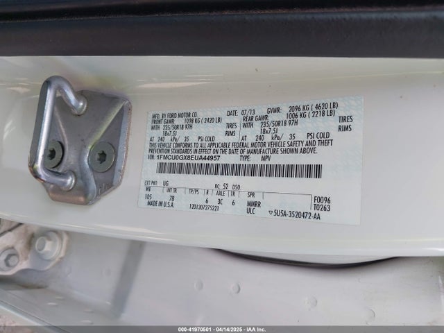 1FMCU0GX8EUA44957 Ford ESCAPE SE