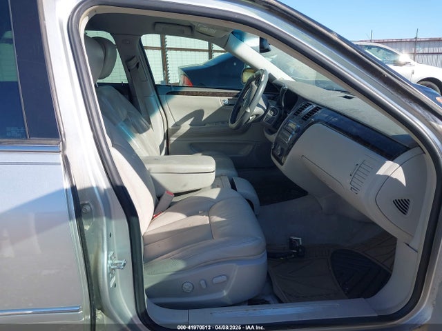2009 CADILLAC DTS 1G6KD57Y29U108005 Photo 4