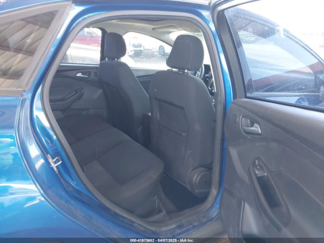 1FADP3H22JL211680 Ford FOCUS SEL