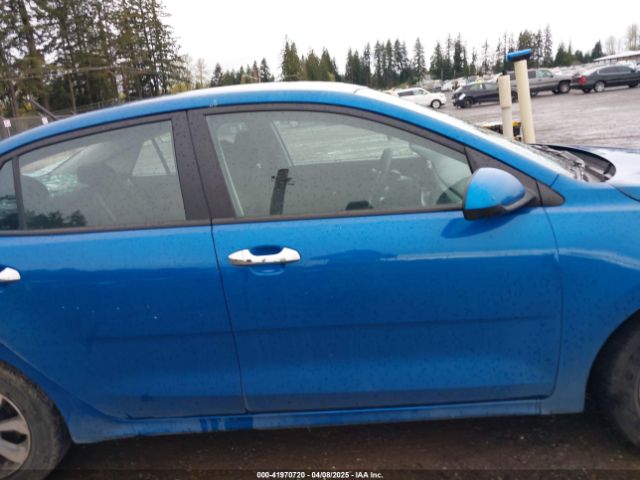 3KPA24AD9NE508022 KIA RIO S