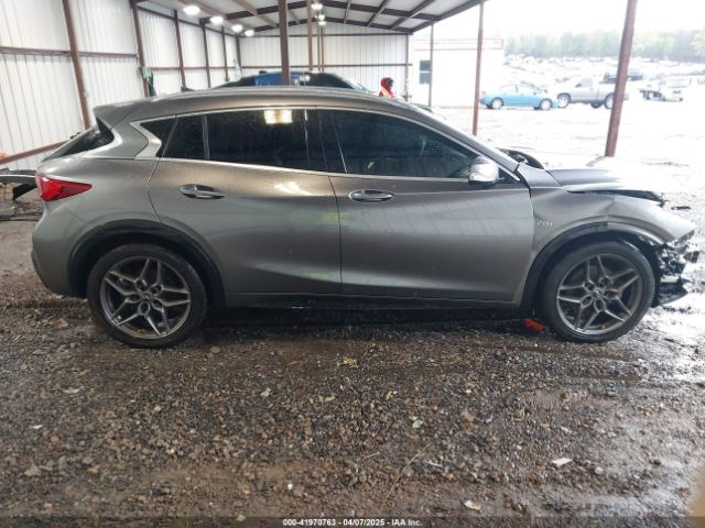 SJKCH5CP2HA036853 Infiniti Qx30 Premium