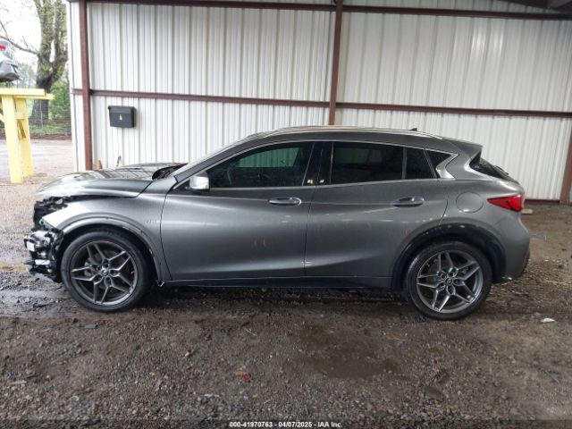 SJKCH5CP2HA036853 Infiniti Qx30 Premium