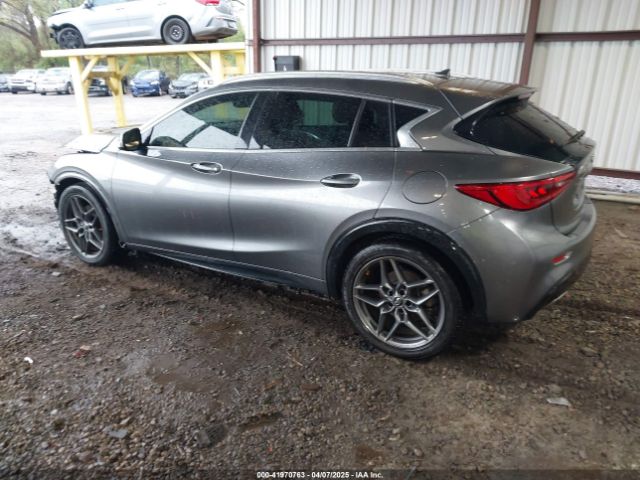 SJKCH5CP2HA036853 Infiniti Qx30 Premium