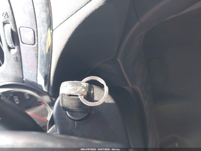 1G1125S30EU135619 Chevrolet Impala 2lt