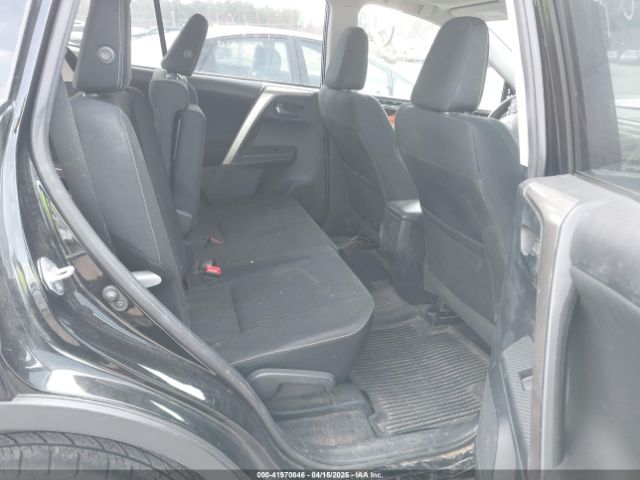2T3RFREV7FW272788 Toyota Rav4 Xle