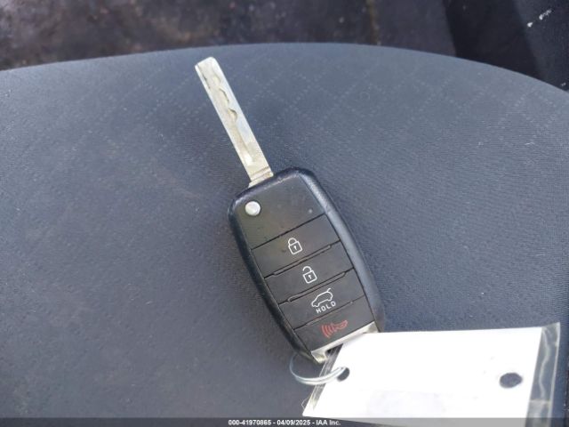 5XYPGDA33KG537470 KIA Sorento 2.4l Lx