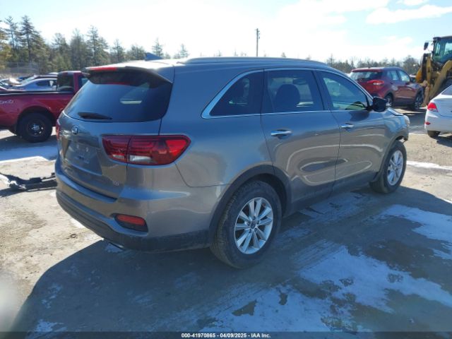 5XYPGDA33KG537470 KIA Sorento 2.4l Lx