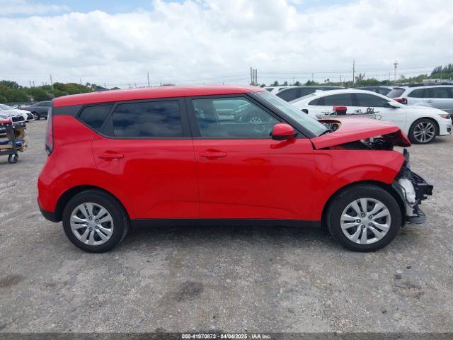 KNDJ23AU7R7223318 KIA SOUL LX
