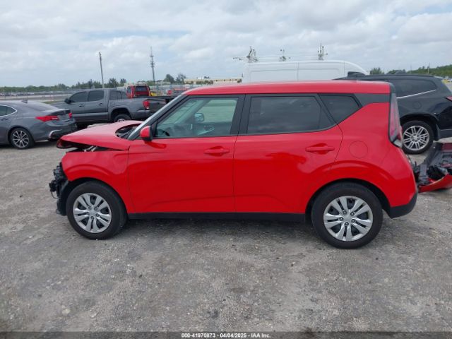 KNDJ23AU7R7223318 KIA SOUL LX