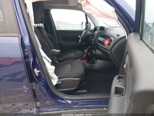 ZACCJBCTXGPD30986 Jeep Renegade Trailhawk
