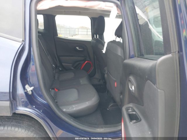 ZACCJBCTXGPD30986 Jeep Renegade Trailhawk