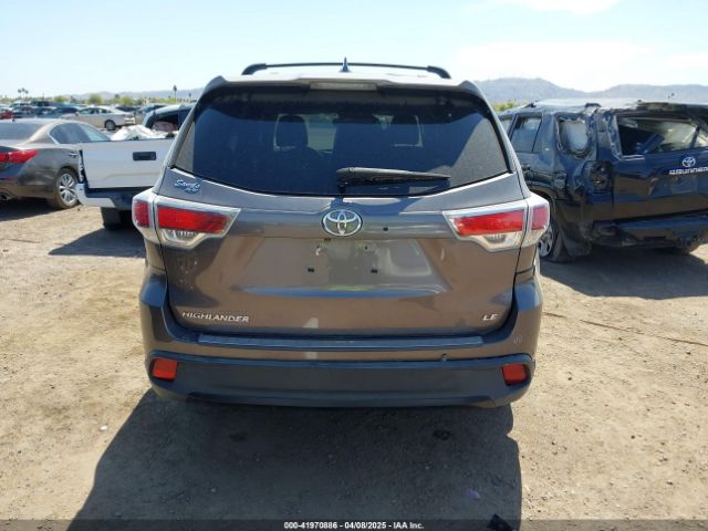 5TDZKRFH2FS079616 Toyota Highlander Le Plus V6