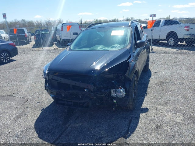 1FMCU9GD6KUB92823 Ford ESCAPE SE