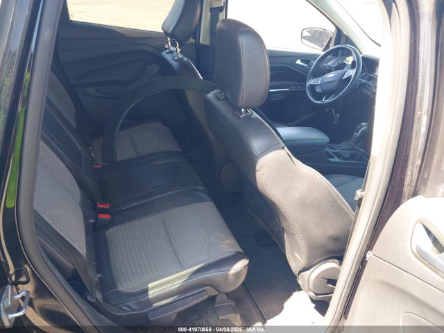 1FMCU9GD6KUB92823 Ford ESCAPE SE