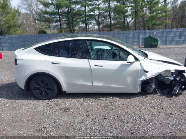 7SAYGDED6RF160936 Tesla Model Y Long Range Dual Motor All-wheel Drive/rwd